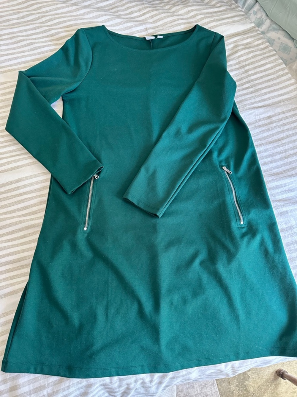 GAP Emerald Green Long-Sleeve A-Line Dress with Zip Pockets